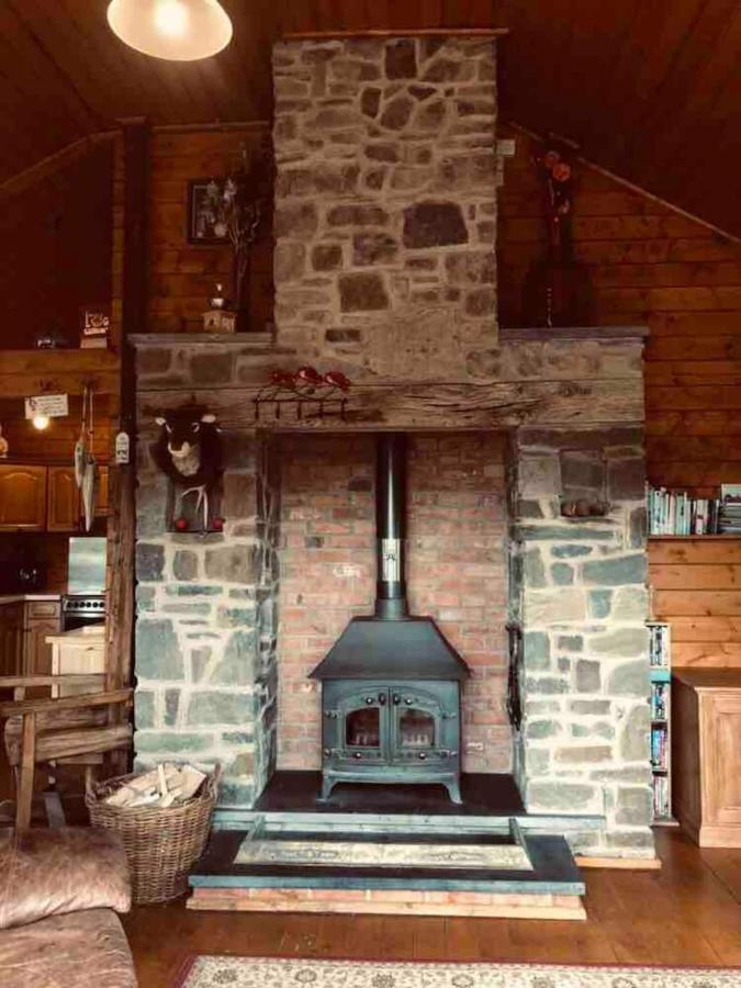 George Cabin - Log Cabin In Wales With Hot Tub Newtown  Exteriör bild